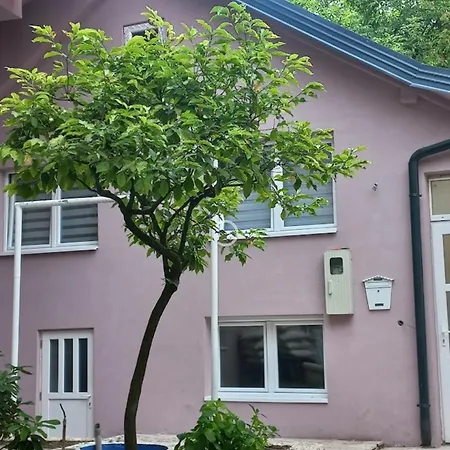 Appartamento Modern & Bright In Old Town Sarajevo