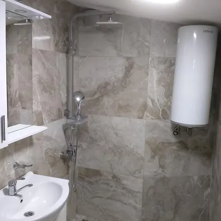 Modern & Bright In Old Town 公寓 塞拉耶佛