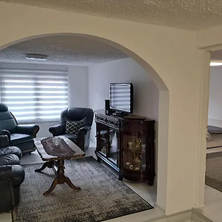 Lägenhet Modern & Bright In Old Town Sarajevo